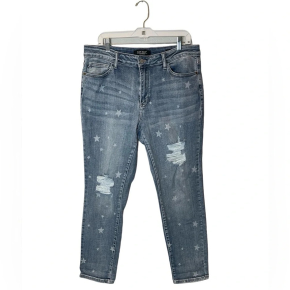 Judy Blue Star Crossed Distressed Boyfriend Fit Jeans Size 15/32 JB88553 - Picture 1 of 9